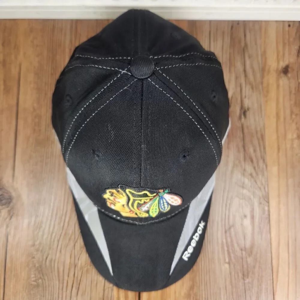 Chicago Blackhawks Reebok Center Ice Fitted L/XL Hat Cap Black Gray Hockey NHL
